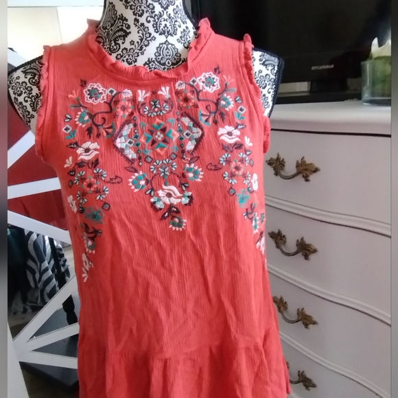 Embroidered Orange Sleeveless top - Picture 10 of 16